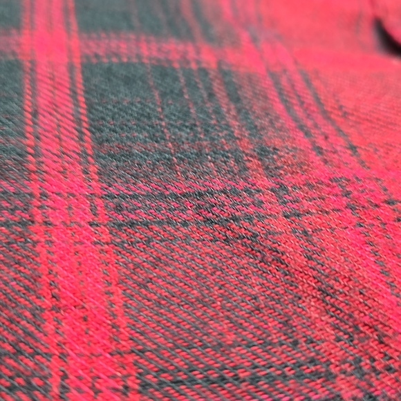 Maurices Red/Black Country Plaid Long Sleeve Button Down Size XXL - Picture 2 of 5